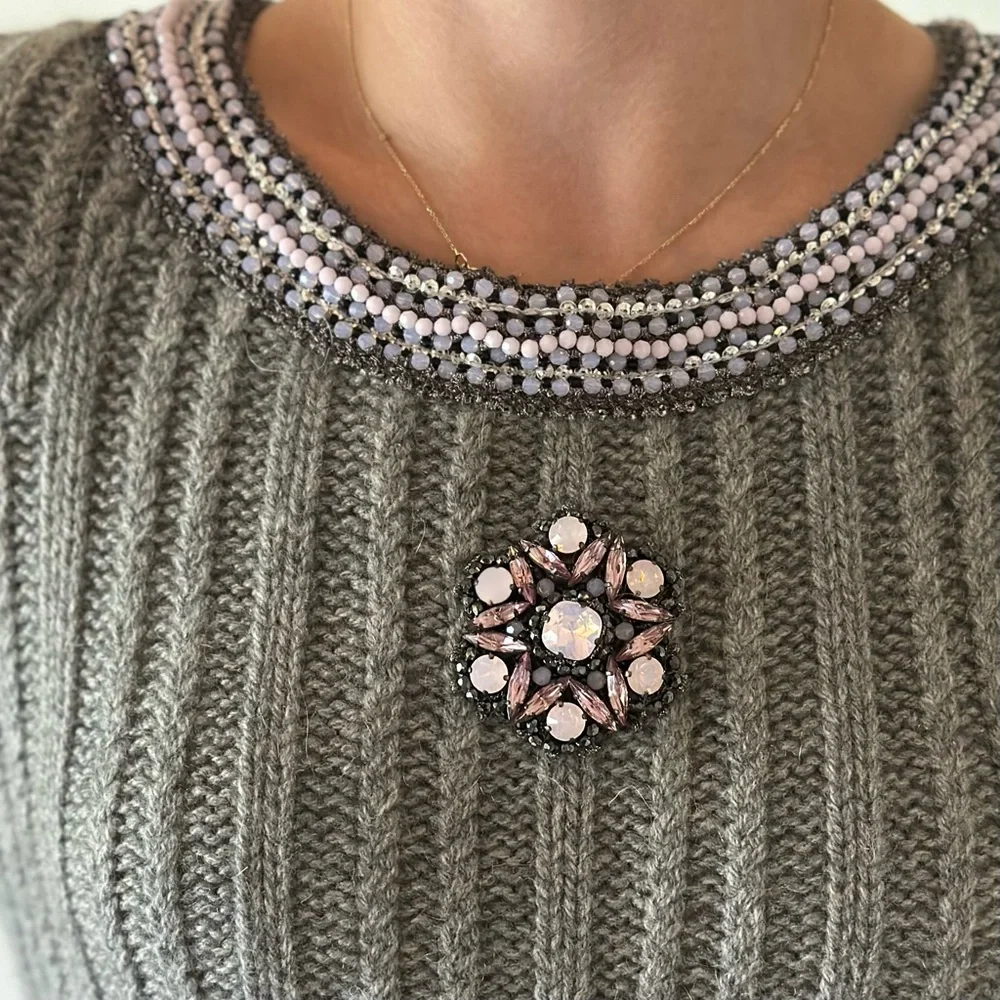CHANEL Beaded Camellia Cashmere Apron Sweater🌸